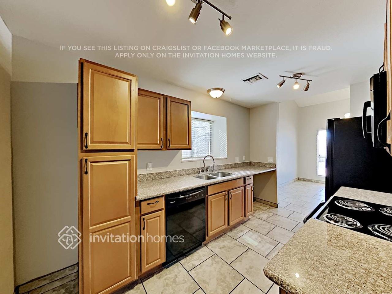 7141 W Paradise Dr - Photo 7 of 16