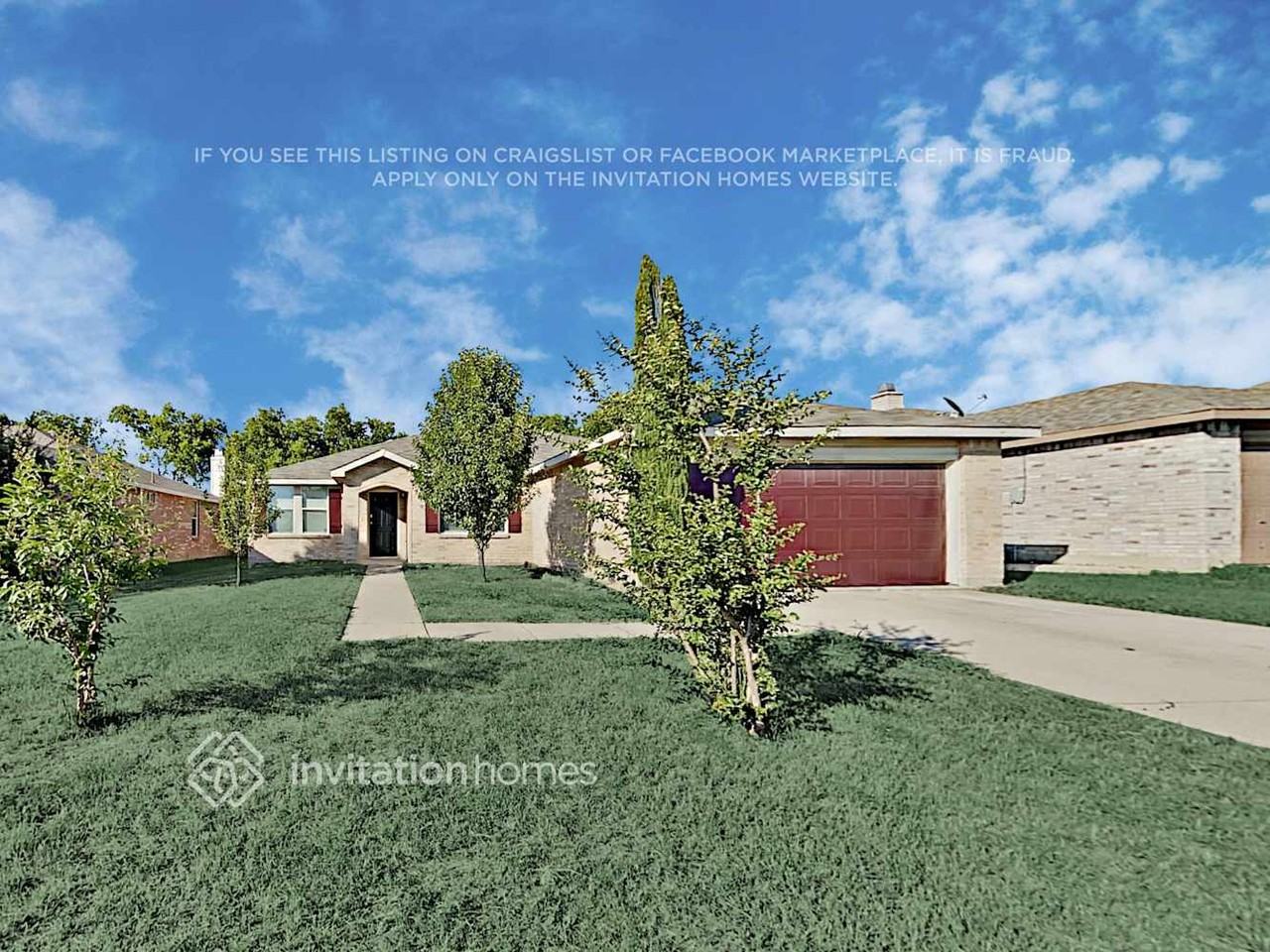 1512 Windy Meadows Dr - Photo 2 of 5