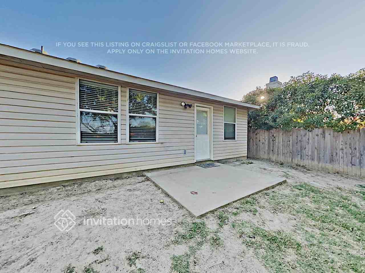 1512 Windy Meadows Dr - Photo 4 of 5