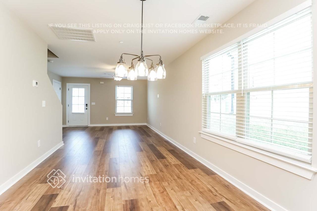212 Emmett Dr - Photo 4 of 16