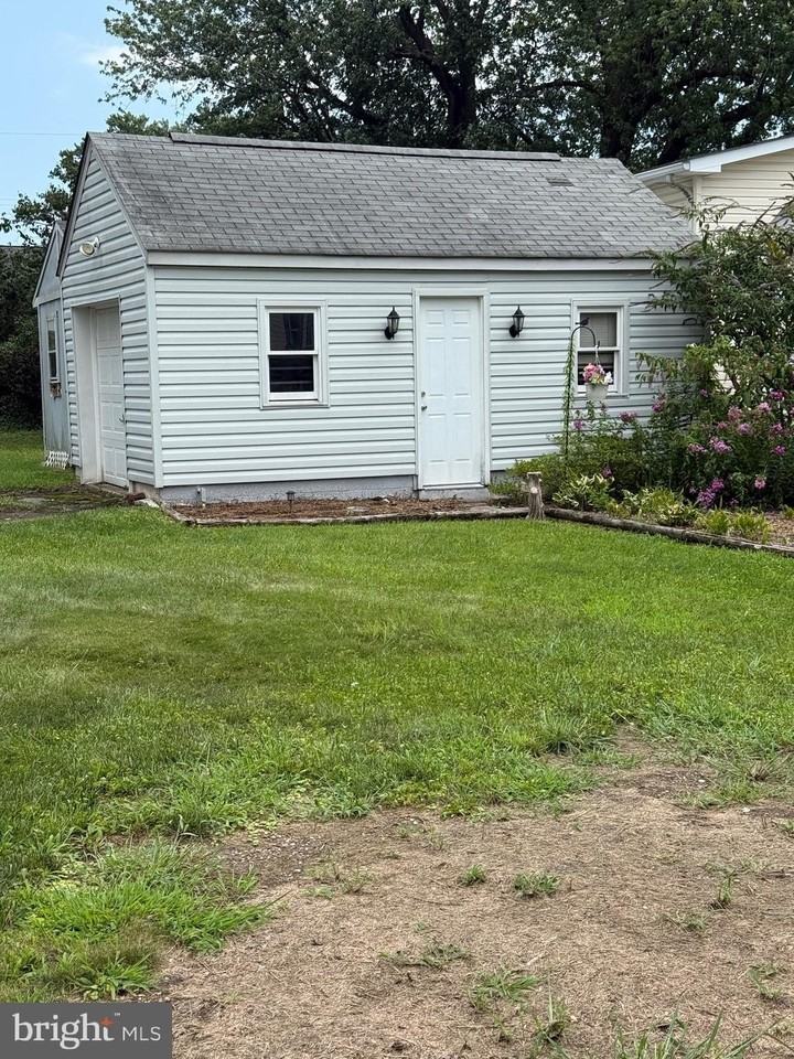 1234 Kahler Ave - Photo 3 of 14