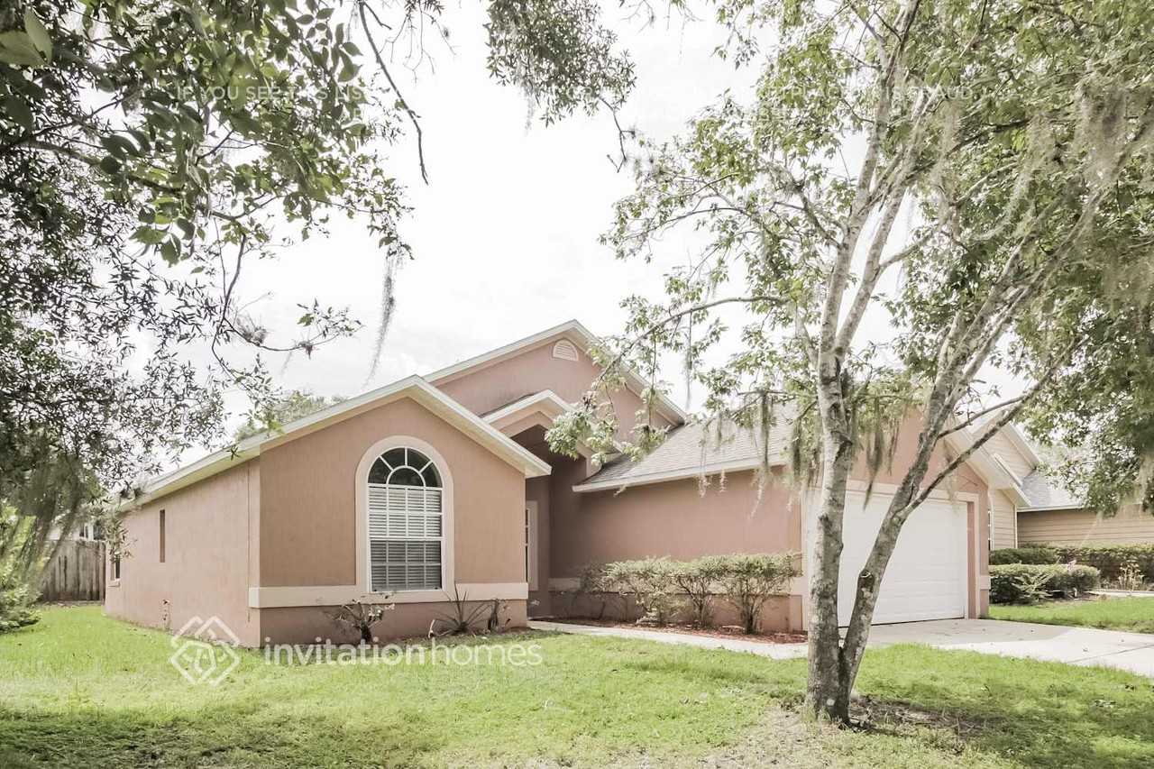 428 Lancers Dr - Photo 3 of 21