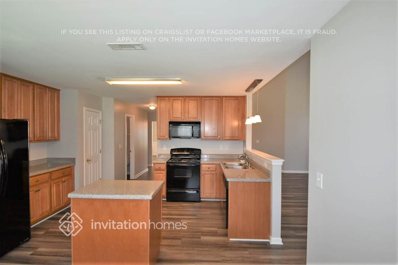175 Elba Dr - Photo 3 of 14