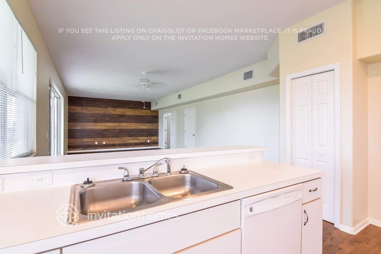 1205 Lausberg Pl - Photo 7 of 21