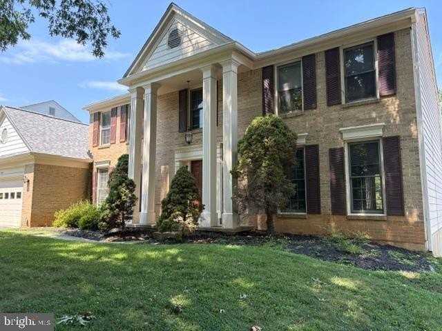 12617 Falconbridge Dr - Photo 2 of 50