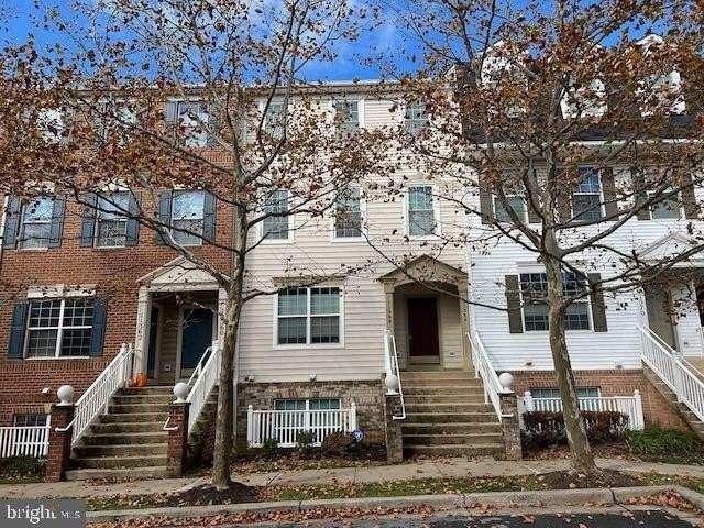 11364 King George Dr #15 - Photo 2 of 17
