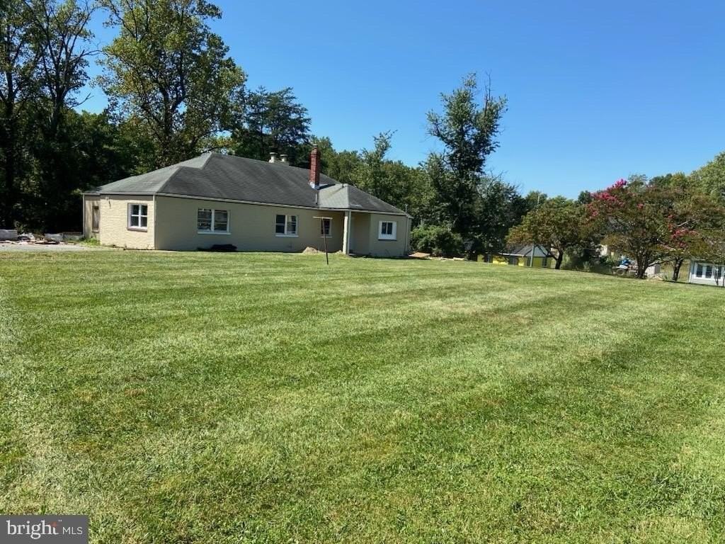 5100 Suitland Rd - Photo 2 of 18