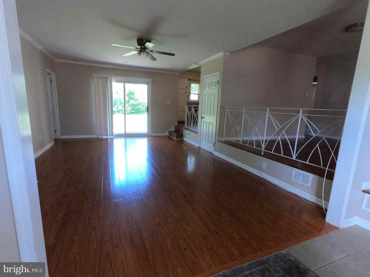 436 Suffolk Dr - Photo 6 of 39