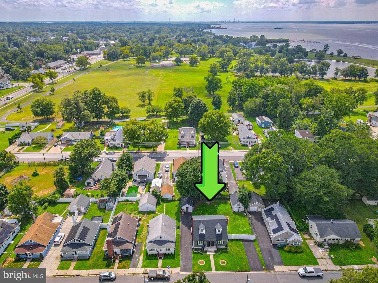 21 & 23 HARDING Avenue - Photo 5 of 43