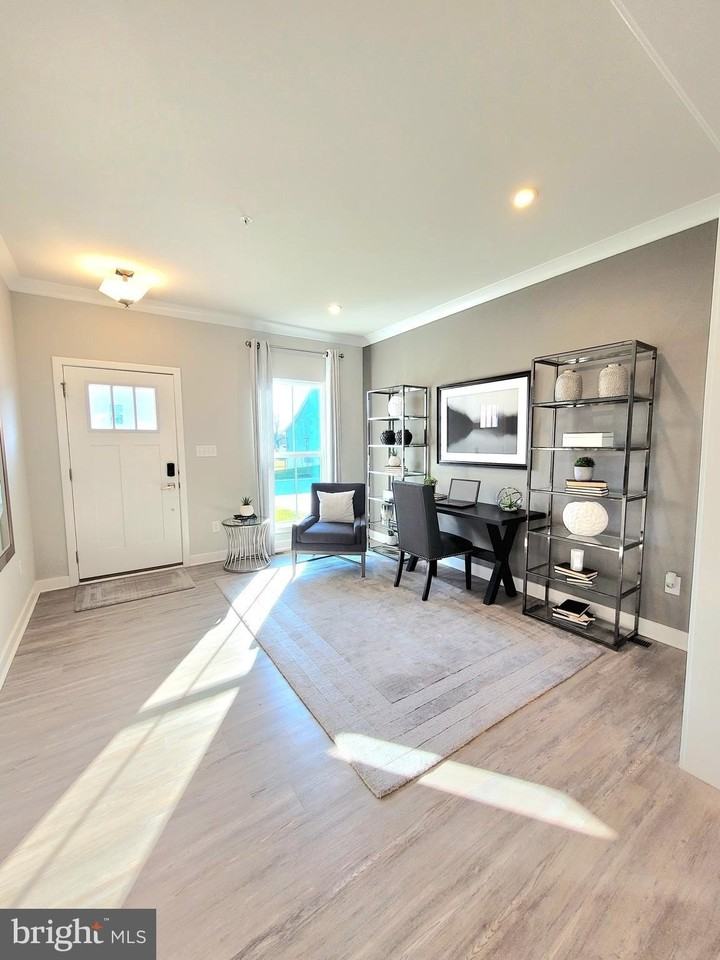 830 Fountain Trl - Photo 2 of 27