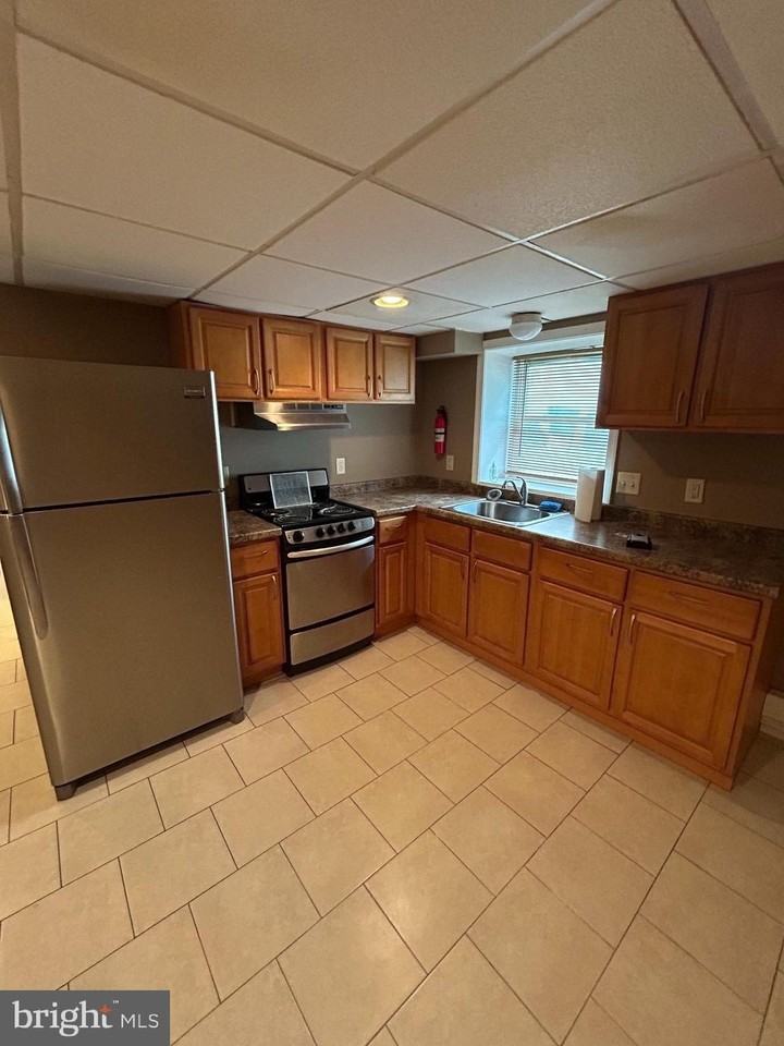 155 Meadowbrook Ln #A - Photo 5 of 11