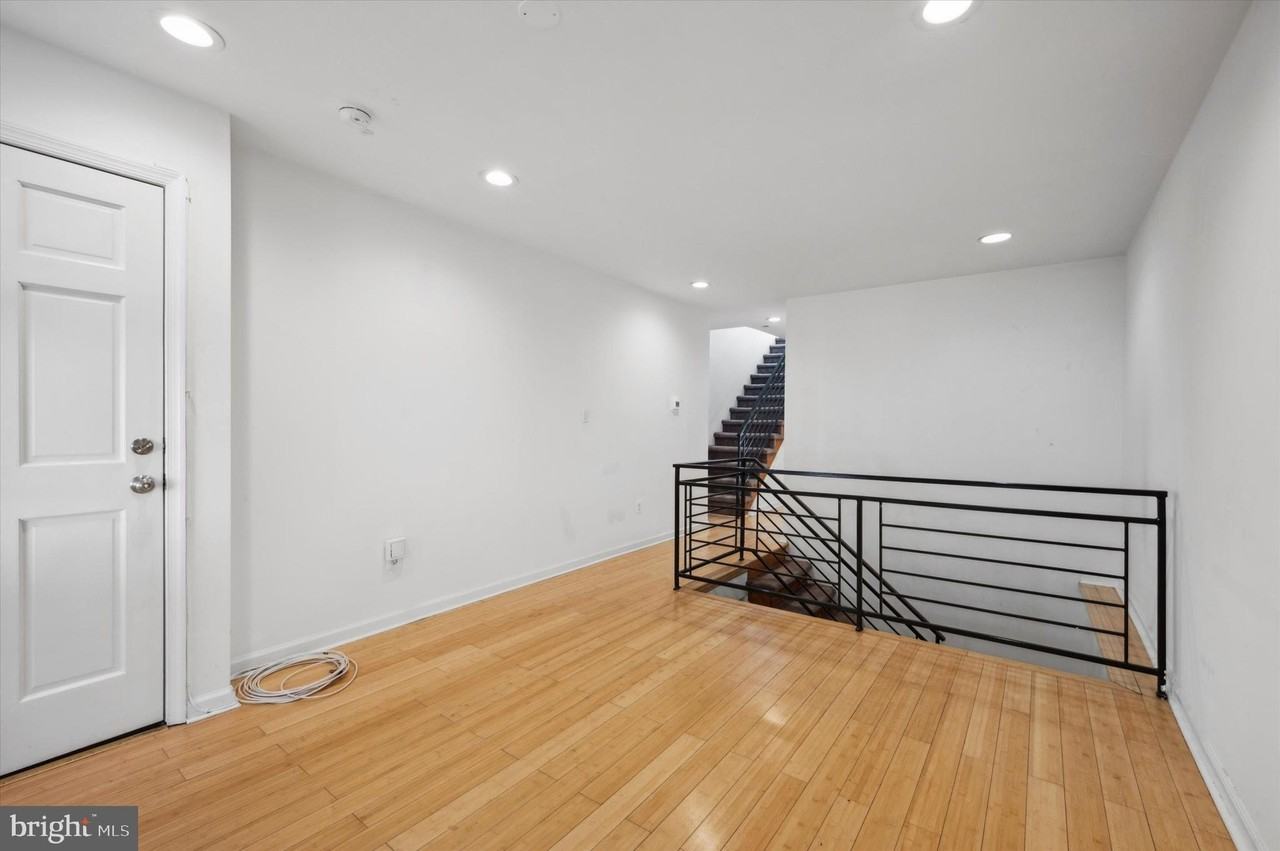 2136 Ellsworth St #1 - Photo 3 of 25