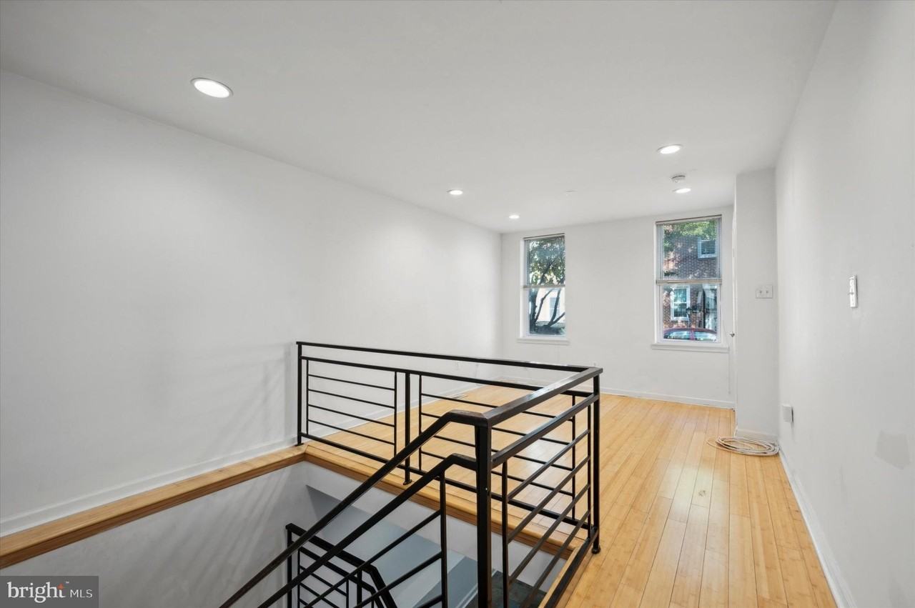 2136 Ellsworth St #1 - Photo 6 of 25