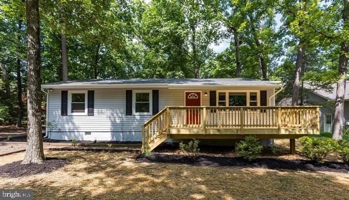 1238 Lakeview Pkwy - Photo 2 of 12