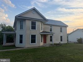 featured image of 546 Chester St #1