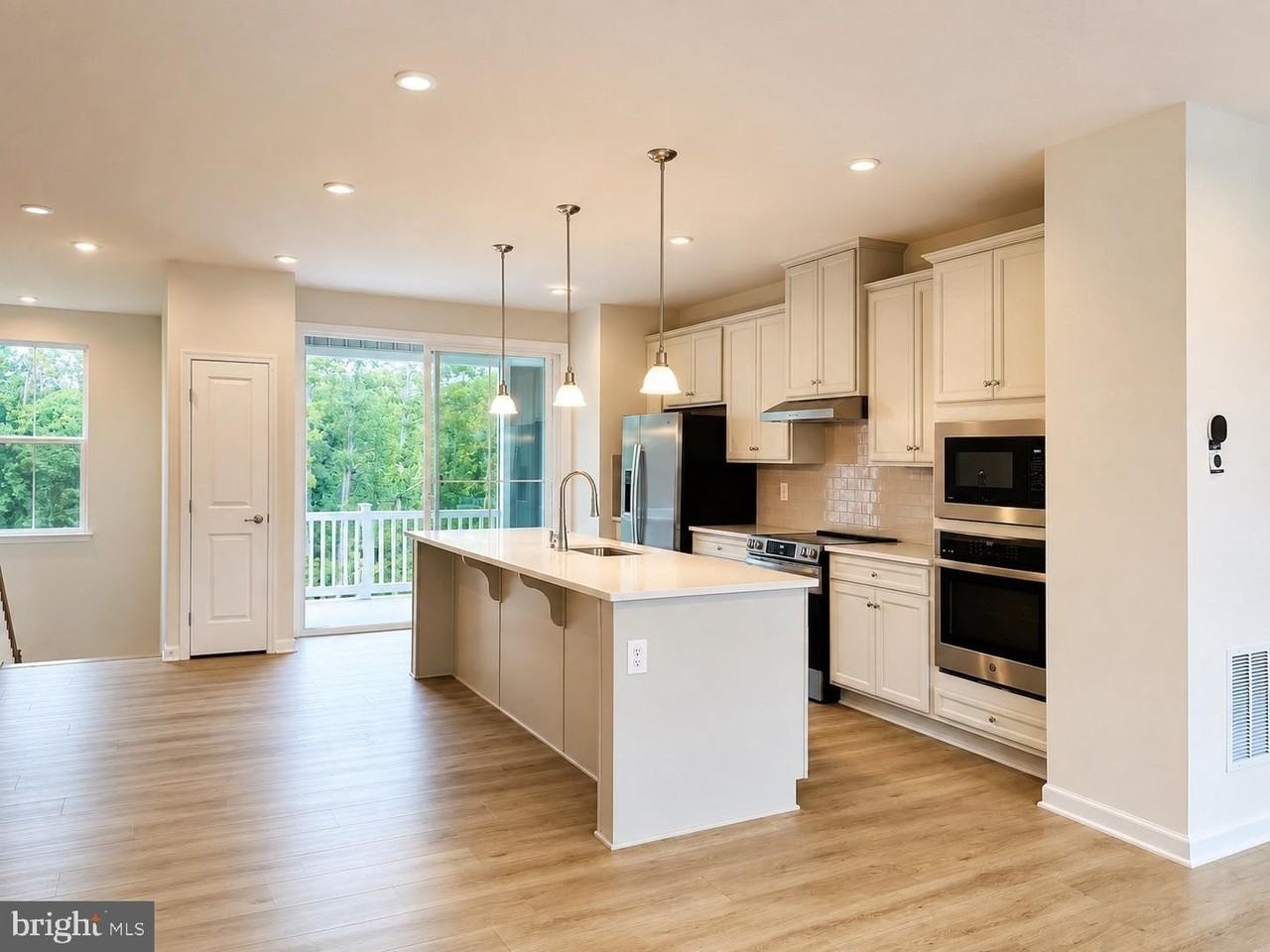 4843 Berryfield Ln - Photo 7 of 26
