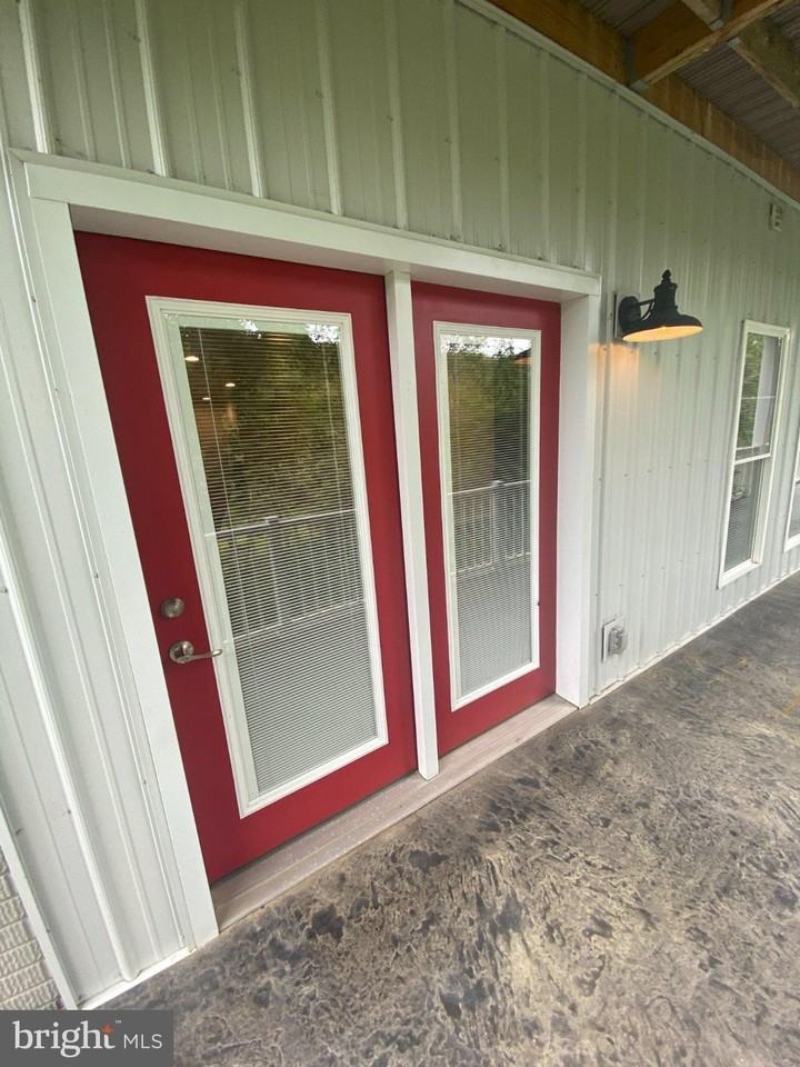 65 Woods Edge Rd #9 - Photo 3 of 12