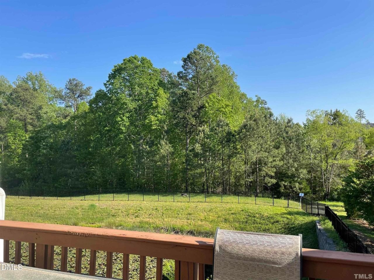 1002 Summerhouse Rd - Photo 7 of 16