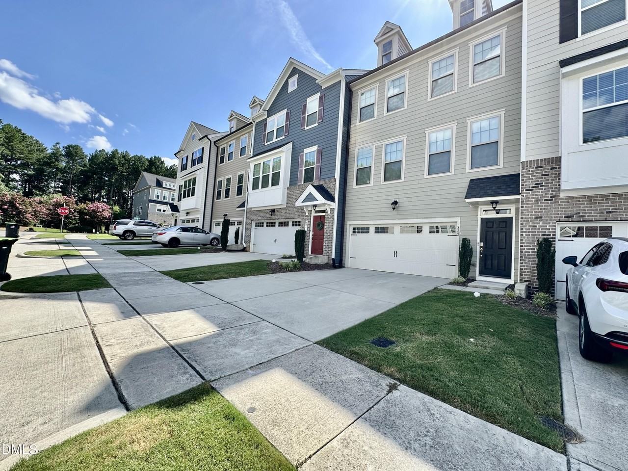 822 Richmont Grove Ln - Photo 2 of 29