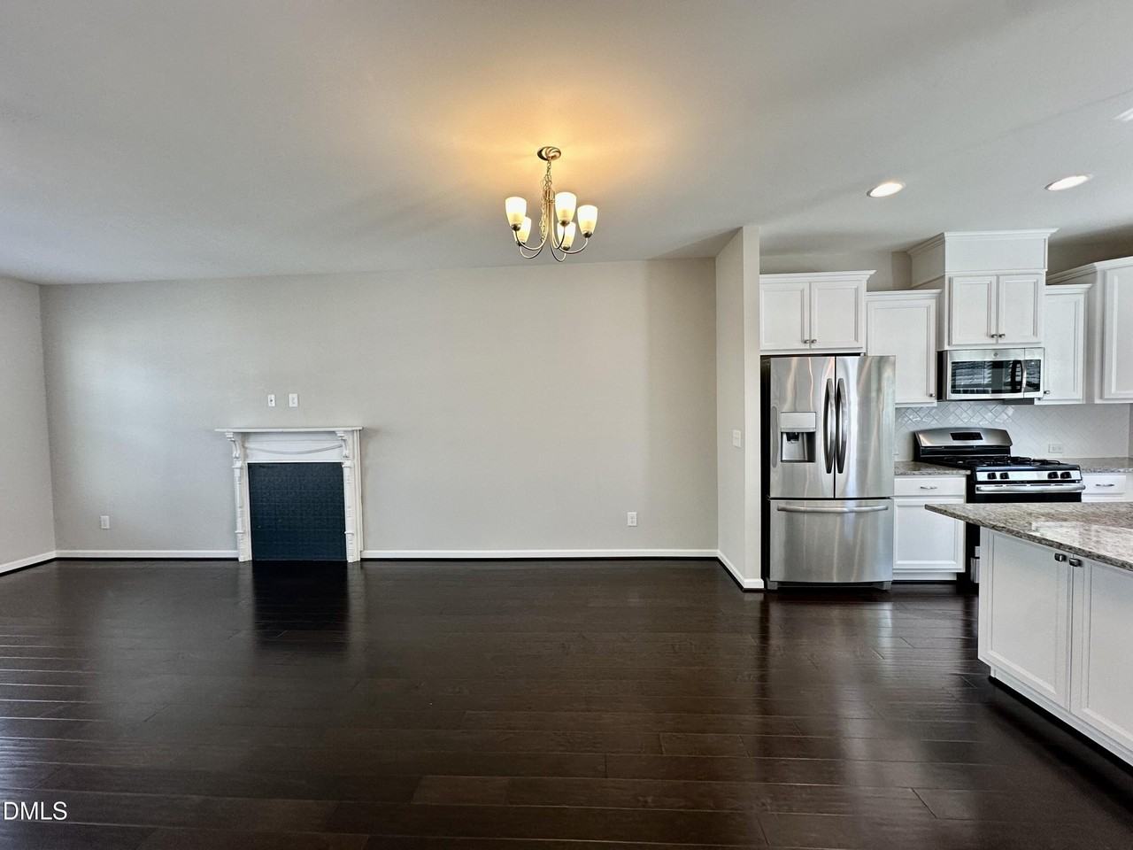 822 Richmont Grove Ln - Photo 4 of 29