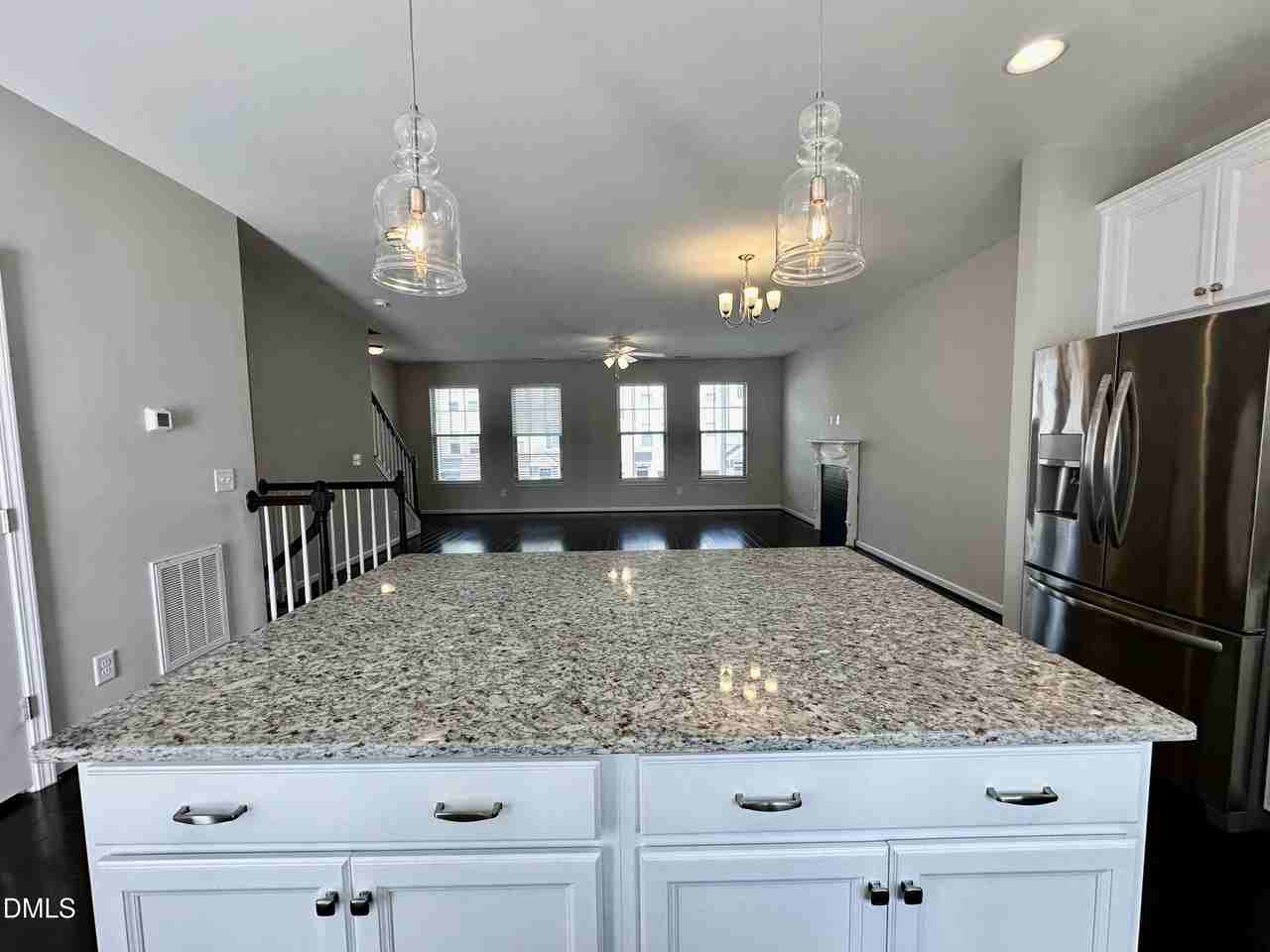 822 Richmont Grove Ln - Photo 5 of 29