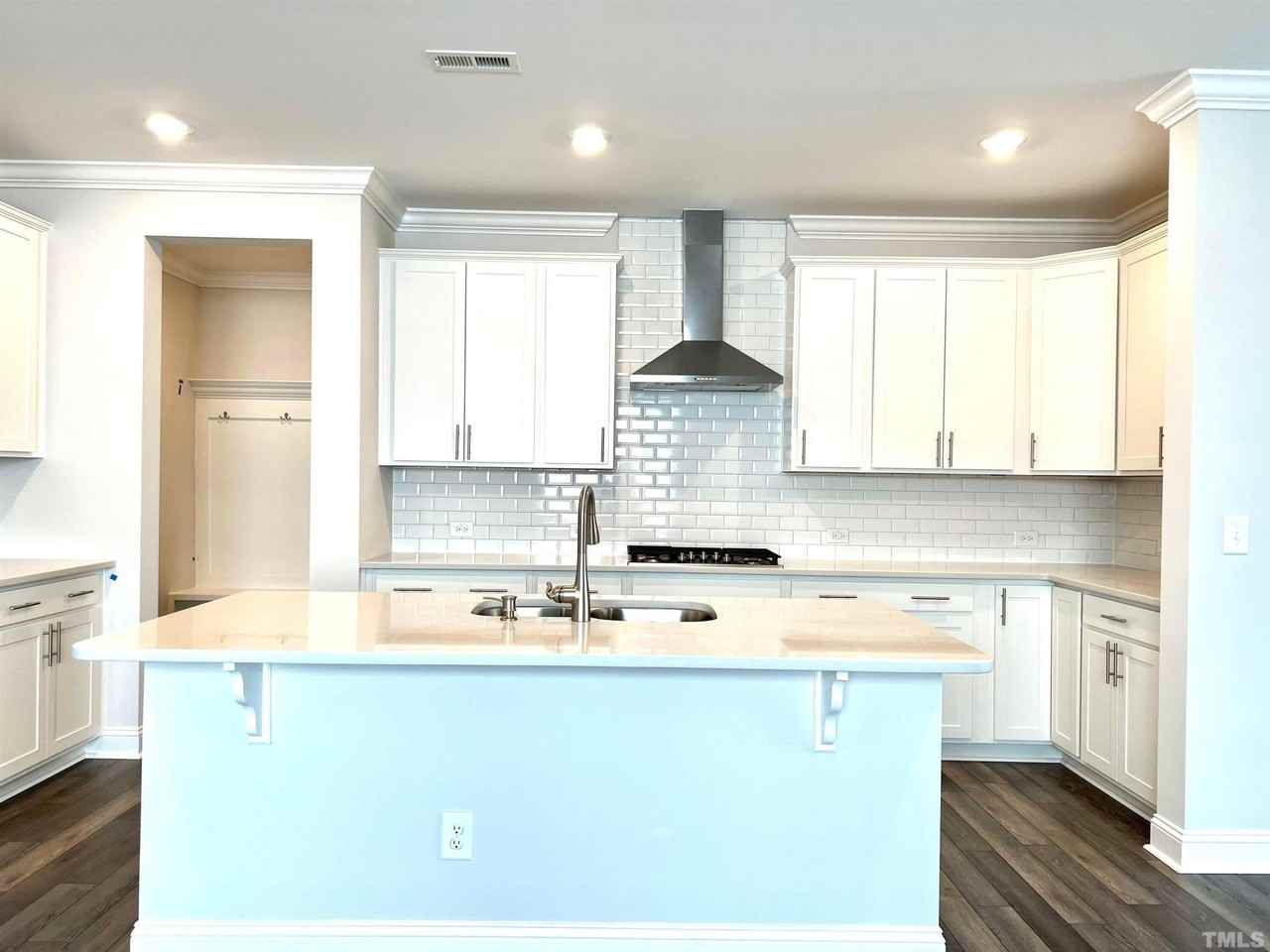 2009 Mavin Pl - Photo 4 of 30