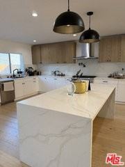 4342 Angeles Vista Blvd - Photo 6 of 8