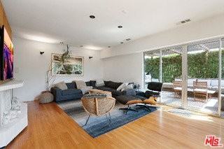 1666 S Curson Ave - Photo 2 of 8