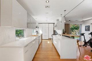 1666 S Curson Ave - Photo 5 of 8