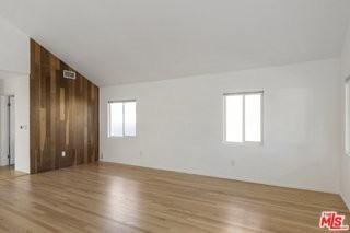 5712 Buchanan St - Photo 4 of 8