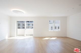 1130 N Orange Dr #301 - Photo 7 of 8