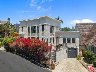 2700 Glendower Ave - Photo 2 of 8