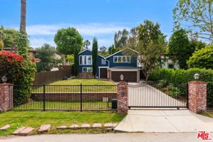 featured image of 3740 Lankershim Blvd