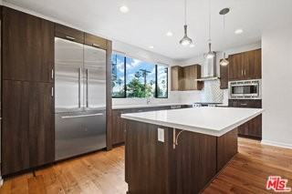 1427 1/2 Waterloo St - Photo 6 of 8