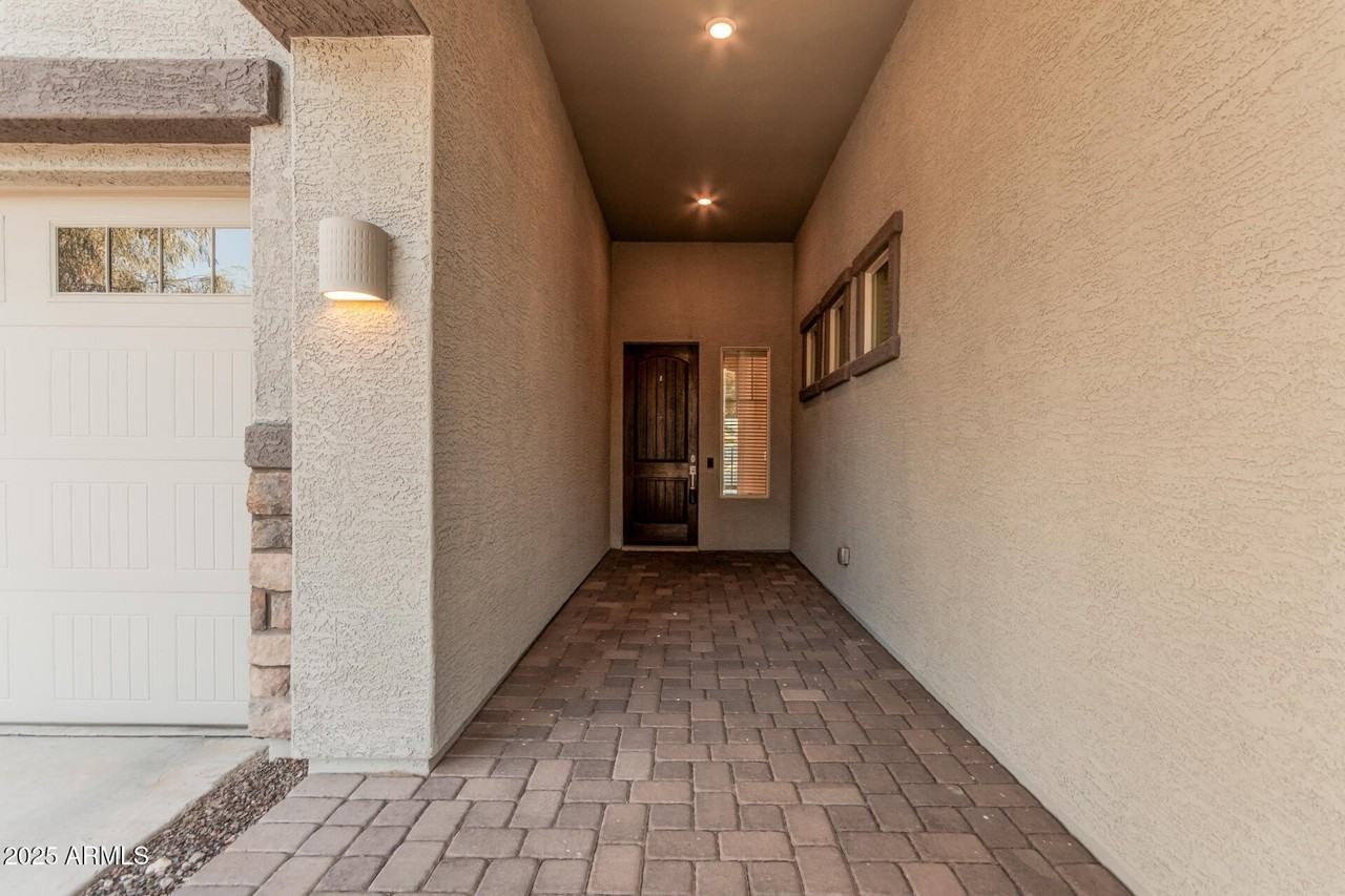 21255 W Ashland Ave - Photo 6 of 50