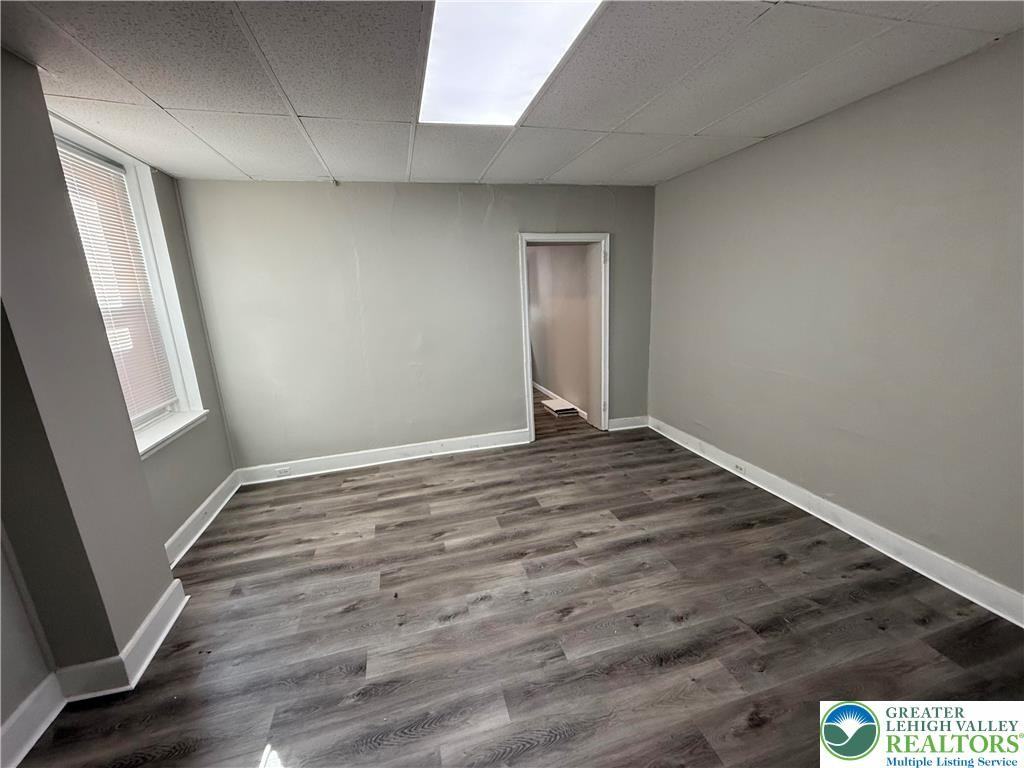 60 E Broad St ##2 - Photo 4 of 11