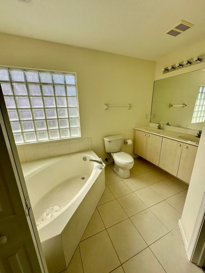 5780 Azalea Cir - Photo 7 of 25