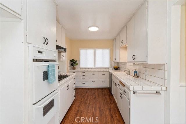 1027 S Malgren Ave - Photo 7 of 8