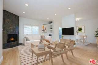 2708 Arizona Ave #A - Photo 2 of 8
