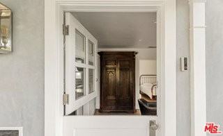 1711 Linden Ave - Photo 3 of 8