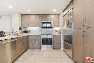 6030 Seabluff Dr #510 - Photo 4 of 8