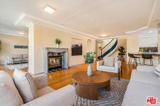 1645 Malcolm Ave #302 - Photo 7 of 8