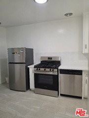 10842 Oregon Ave - Photo 6 of 8