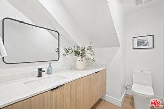 1159 N Formosa Ave #1 - Photo 5 of 8