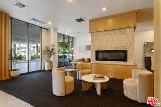 7135 Hollywood Blvd #402 - Photo 5 of 8