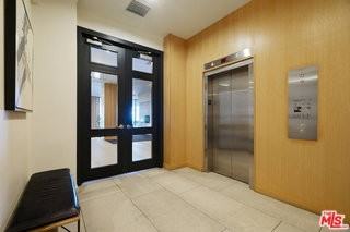7135 Hollywood Blvd #402 - Photo 7 of 8