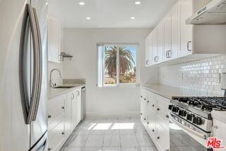 929 S Bedford St #302 - Photo 3 of 8