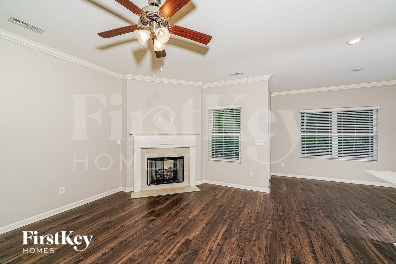 516 Rock Terrace Way - Photo 5 of 19