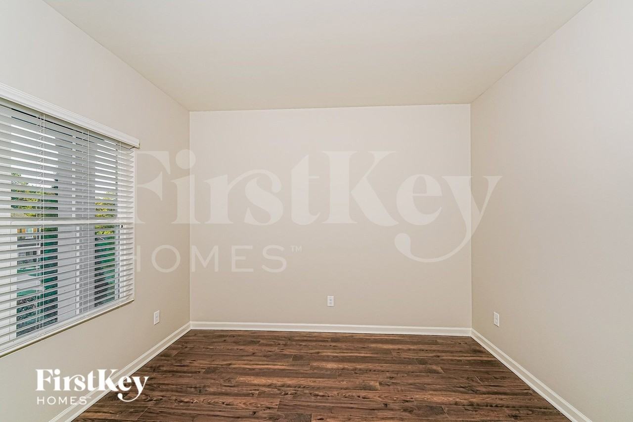516 Rock Terrace Way - Photo 6 of 19