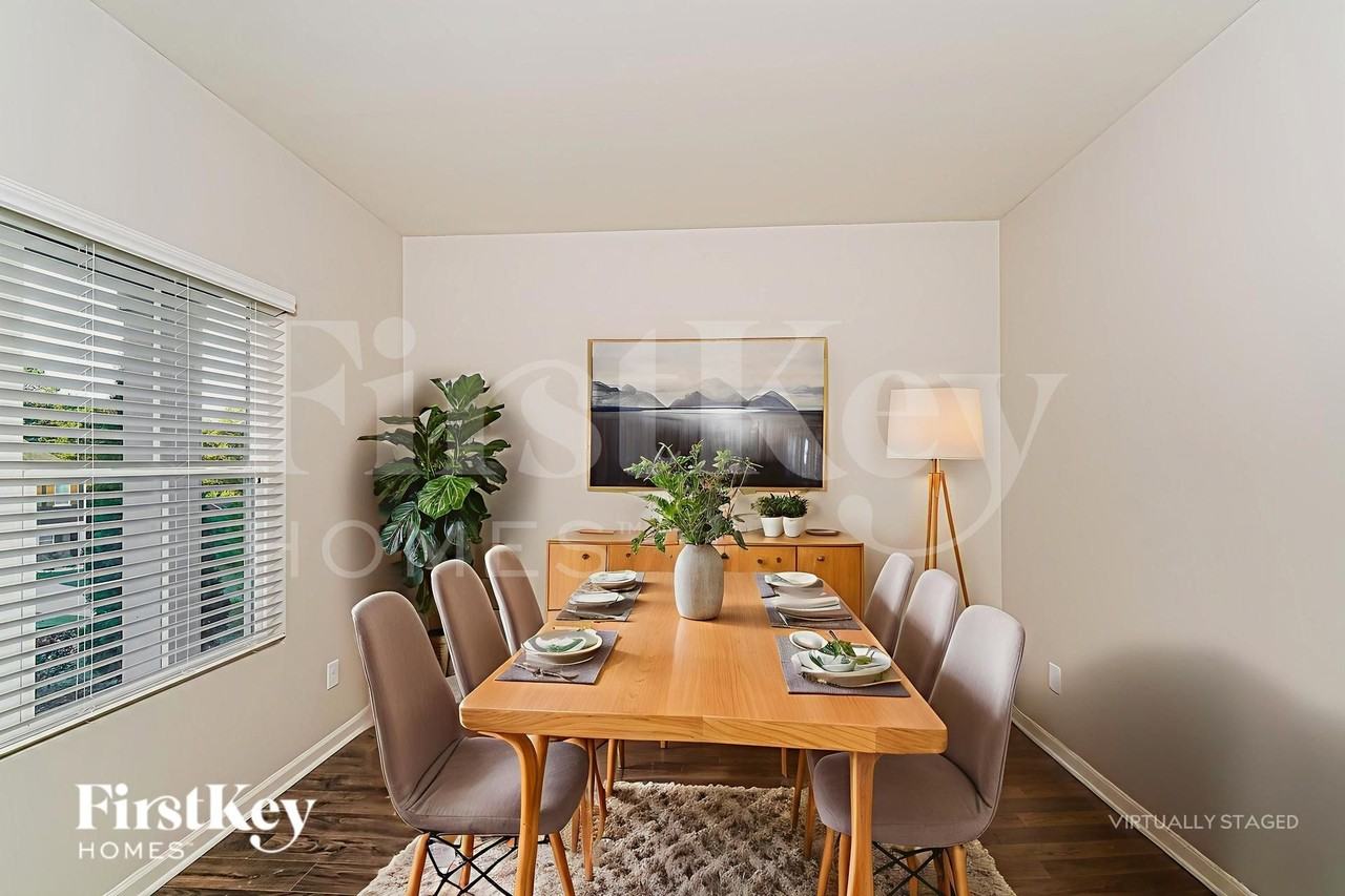 516 Rock Terrace Way - Photo 7 of 19